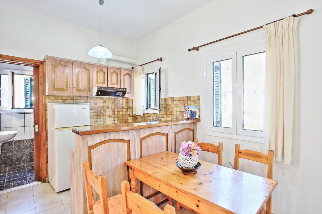 Ferienwohnung Zoulis Eleni Kalámi Exterior foto